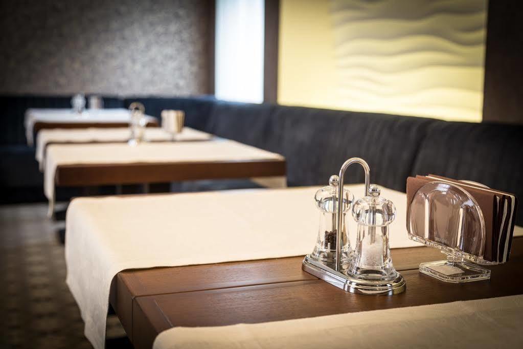 De Volan Boutique Hotel Odessa Luaran gambar